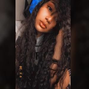 Meet your Posher, Lizbeth